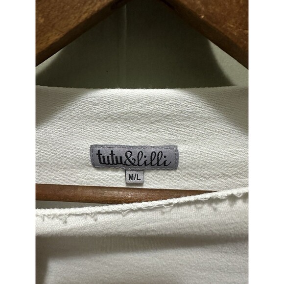 TuTu & Lilli Poncho Oversized Workout Shirt Pullover Shirt Womens Sz M/L Raw Hem - Picture 6 of 8